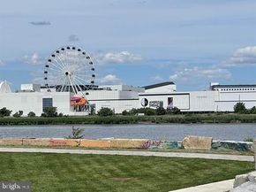 2138 Harmon Cove Tower 2138, Secaucus NJ 07094