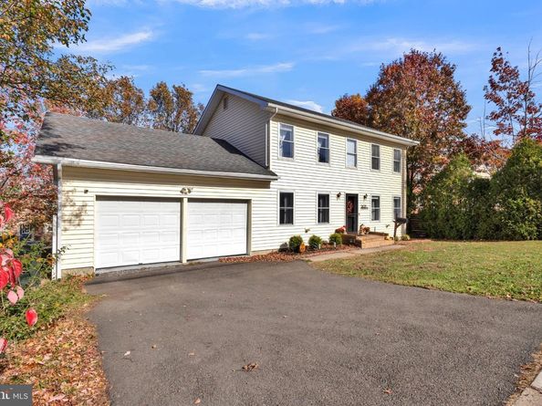 2625 Horsham Road, Hatboro PA 19040