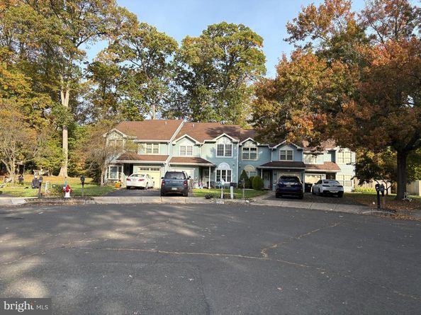124 Sarahs Lane, Horsham PA 19044