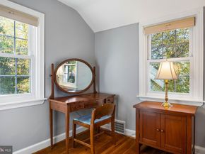 702 Glendalough Road, Erdenheim PA 19038