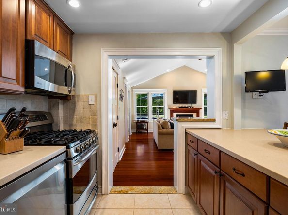 702 Glendalough Road, Erdenheim PA 19038