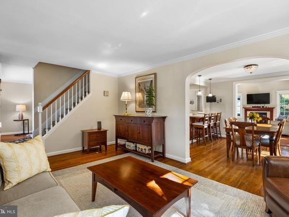 702 Glendalough Road, Erdenheim PA 19038