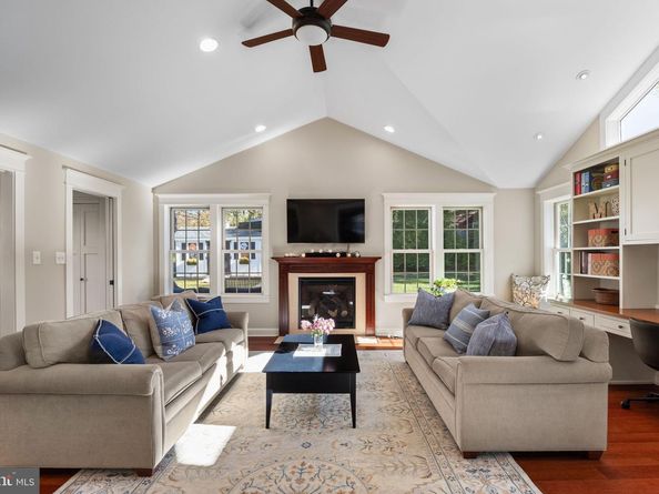 702 Glendalough Road, Erdenheim PA 19038