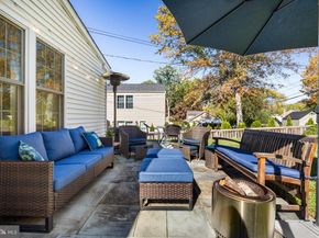702 Glendalough Road, Erdenheim PA 19038