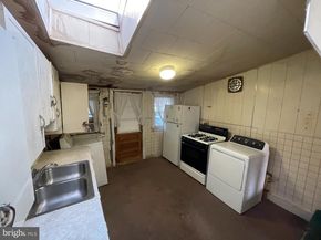 2307 Gaul Street, Philadelphia PA 19125
