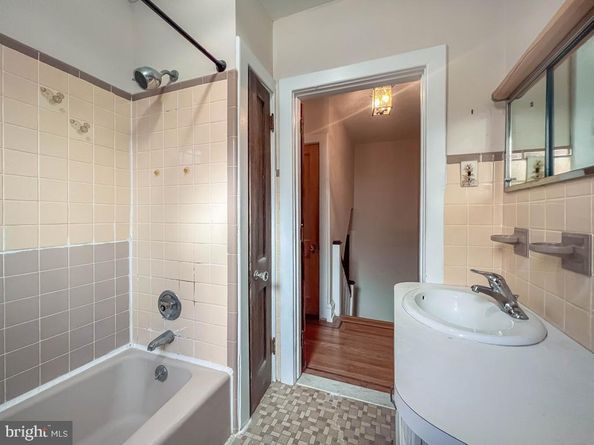 1208 Haworth Street, Philadelphia PA 19124