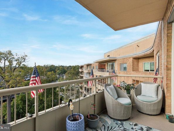 100 West Avenue 609 SOUTH/F9, Jenkintown PA 19046