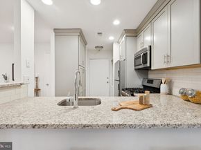 1723 Fitzwater Street B, Philadelphia PA 19146
