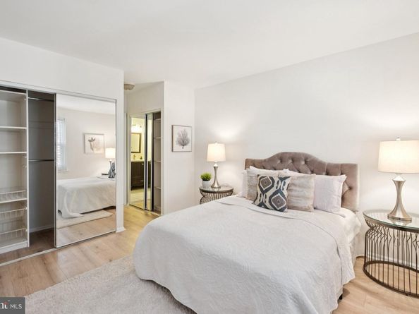 1723 Fitzwater Street B, Philadelphia PA 19146