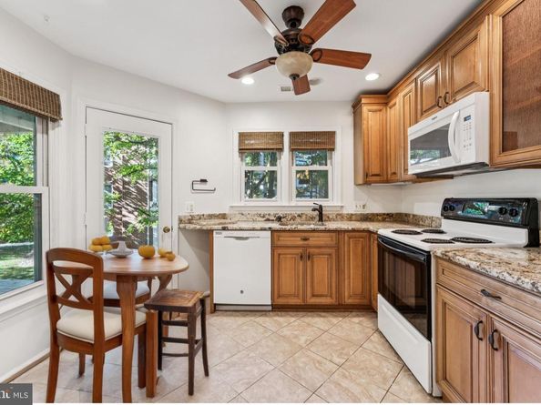 3152 Covewood Court, Falls Church VA 22042