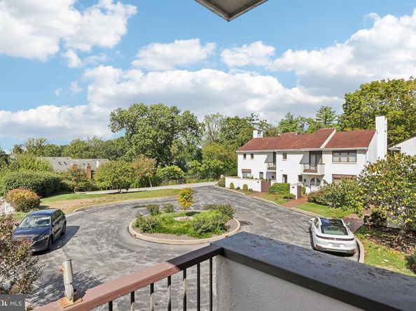 6 Avignon, Devon PA 19333