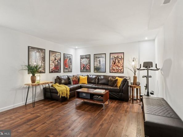 6 Avignon, Devon PA 19333