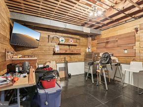 6 Avignon, Devon PA 19333