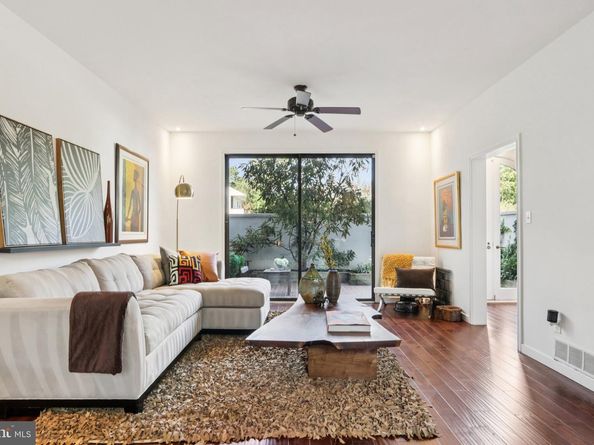 6 Avignon, Devon PA 19333