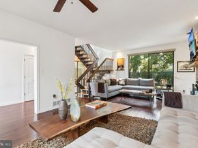 6 Avignon, Devon PA 19333