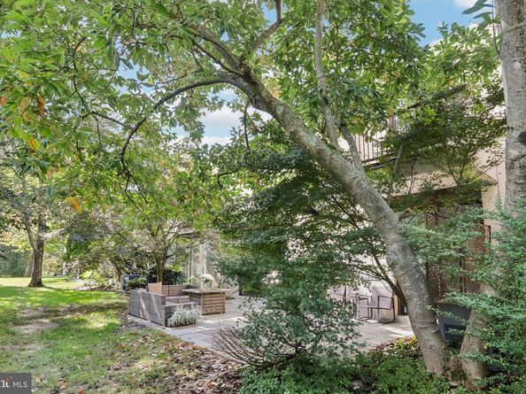 6 Avignon, Devon PA 19333