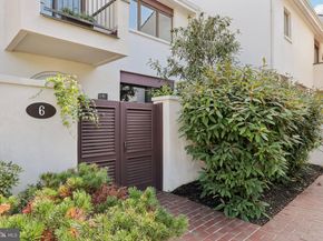 6 Avignon, Devon PA 19333