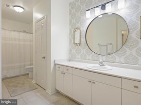 8065 Nicosh Circle Lane 55, Falls Church VA 22042