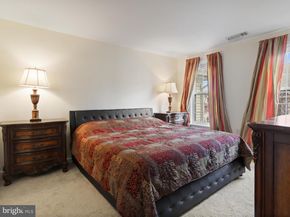 8065 Nicosh Circle Lane 55, Falls Church VA 22042