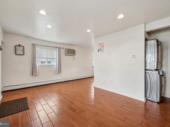 412 Gorsuch Street, Folsom PA 19033