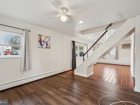 412 Gorsuch Street, Folsom PA 19033