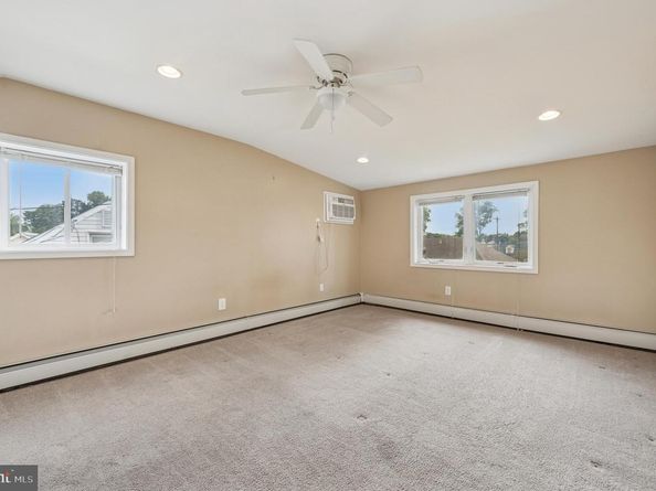 412 Gorsuch Street, Folsom PA 19033