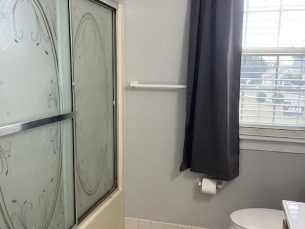 205 School Lane, Norwood PA 19074