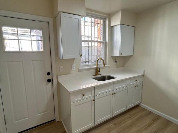 38 N Peach Street, Philadelphia PA 19139