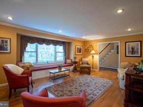 713 Warwick Road, Fairless Hills PA 19030