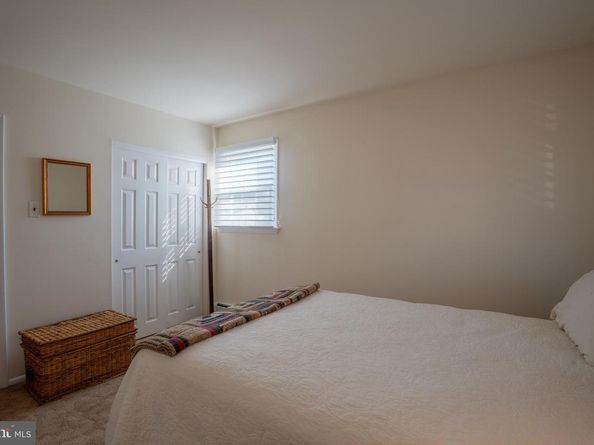 713 Warwick Road, Fairless Hills PA 19030