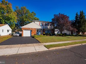 713 Warwick Road, Fairless Hills PA 19030