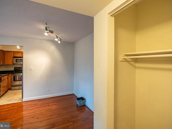 3401 38TH Street NW 316, Washington DC 20016