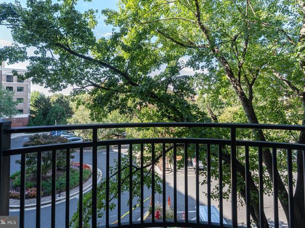 3401 38TH Street NW 316, Washington DC 20016