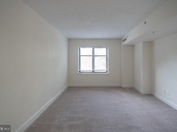 3401 38TH Street NW 316, Washington DC 20016