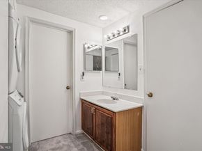 7592 Lakeside Village Drive, Falls Church VA 22042