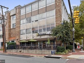 7592 Lakeside Village Drive, Falls Church VA 22042