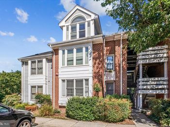 7592 Lakeside Village Drive