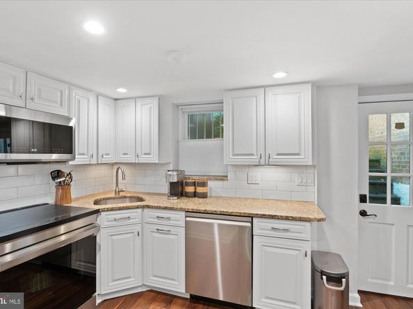 10 8TH Street SE, Washington DC 20003