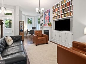 10 8TH Street SE, Washington DC 20003