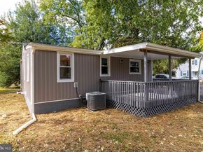 1236 S Pennsylvania Avenue, Morrisville PA 19067