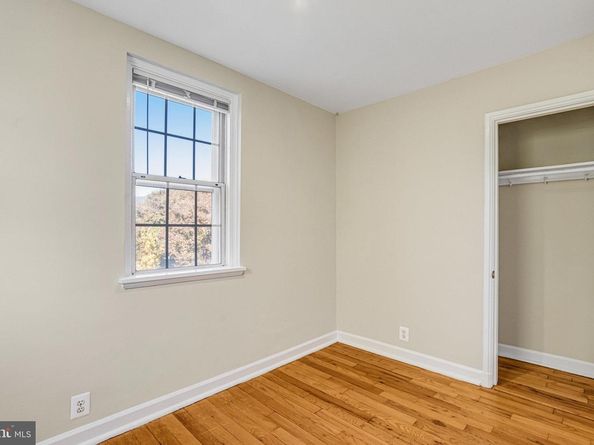 3622 S Taylor Street, Arlington VA 22206