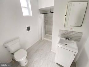915 W Dauphin Street, Philadelphia PA 19133