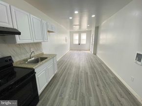 915 W Dauphin Street, Philadelphia PA 19133