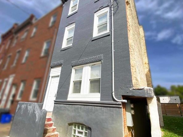 915 W Dauphin Street, Philadelphia PA 19133