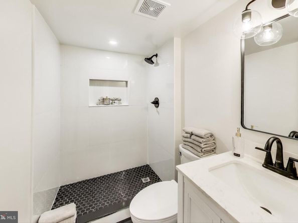 4616 8TH Street NW, Washington DC 20011