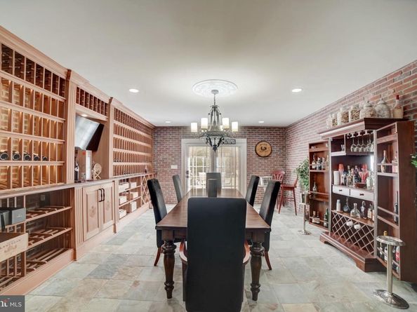 11561 Stuart Mill Road, Oakton VA 22124