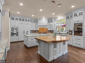 11561 Stuart Mill Road, Oakton VA 22124
