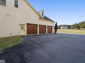 11561 Stuart Mill Road, Oakton VA 22124