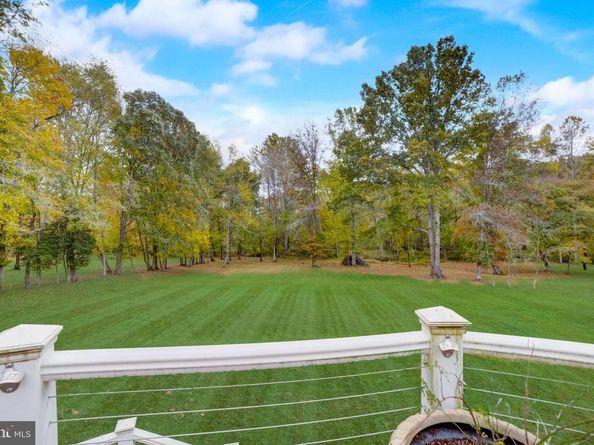11561 Stuart Mill Road, Oakton VA 22124