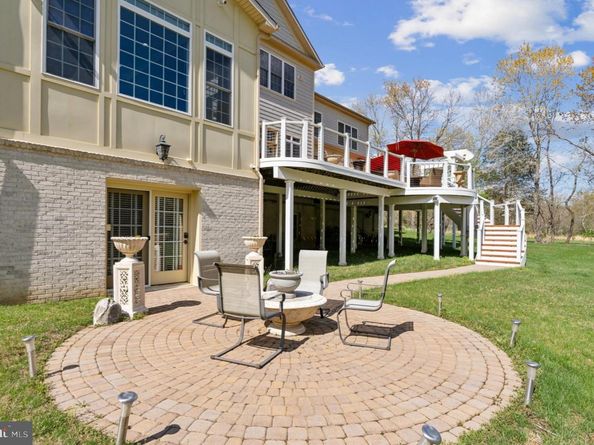 11561 Stuart Mill Road, Oakton VA 22124